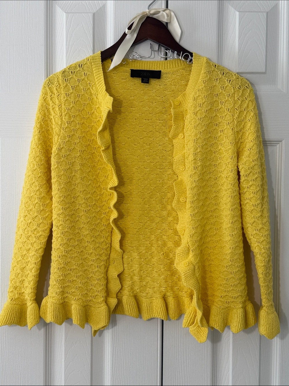 Zara Pointelle Ruffle Cardigan Womens S Coquette Feminine Romantic Butter Yellow